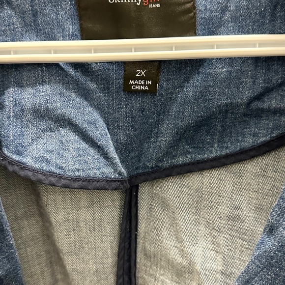 Skinny Girl Denim Blazer (Kaye) - Picture 3 of 8